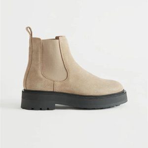 & Other Stories Chunky Chelsea Suede Boots in Beige (9)